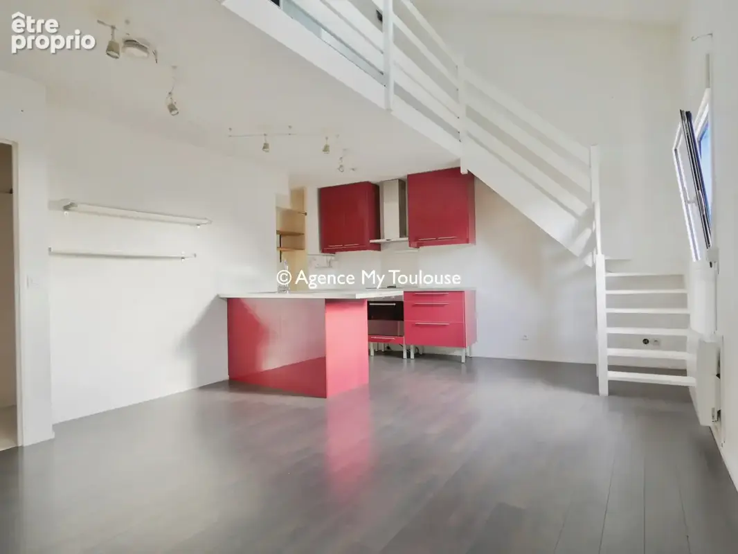 Toulouse, Coeur Croix de Pierre, T2 Duplex en dernier étage au calme - photo 2