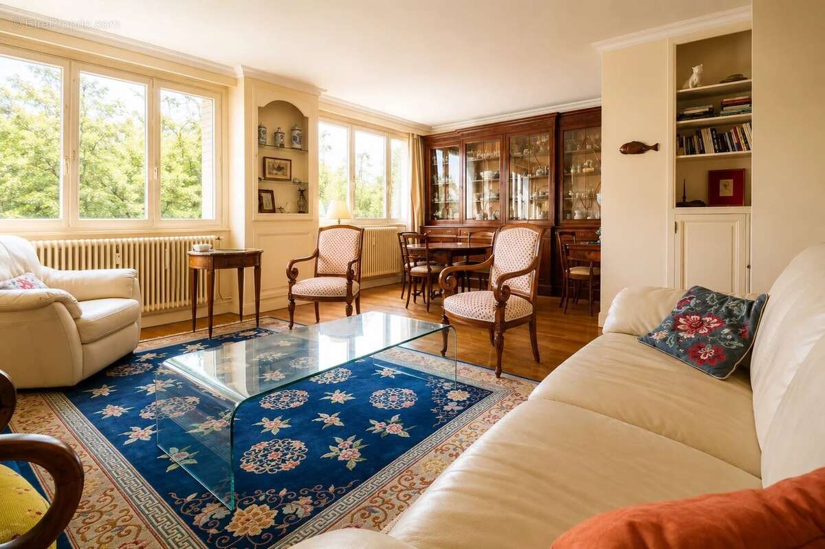 Appartement à VERSAILLES