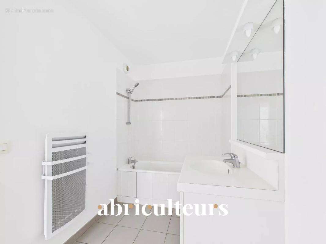 Appartement à SURVILLIERS