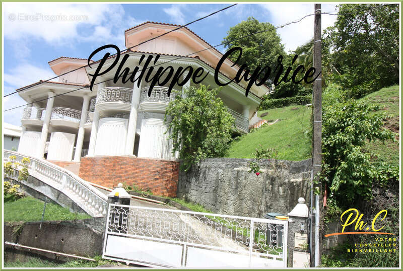 Maison à FORT-DE-FRANCE