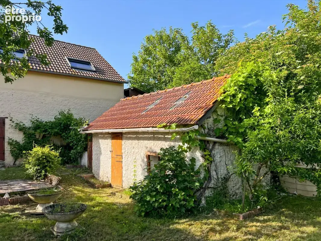  Longère de caractère : le refuge idéal pour votre famille  - photo 2