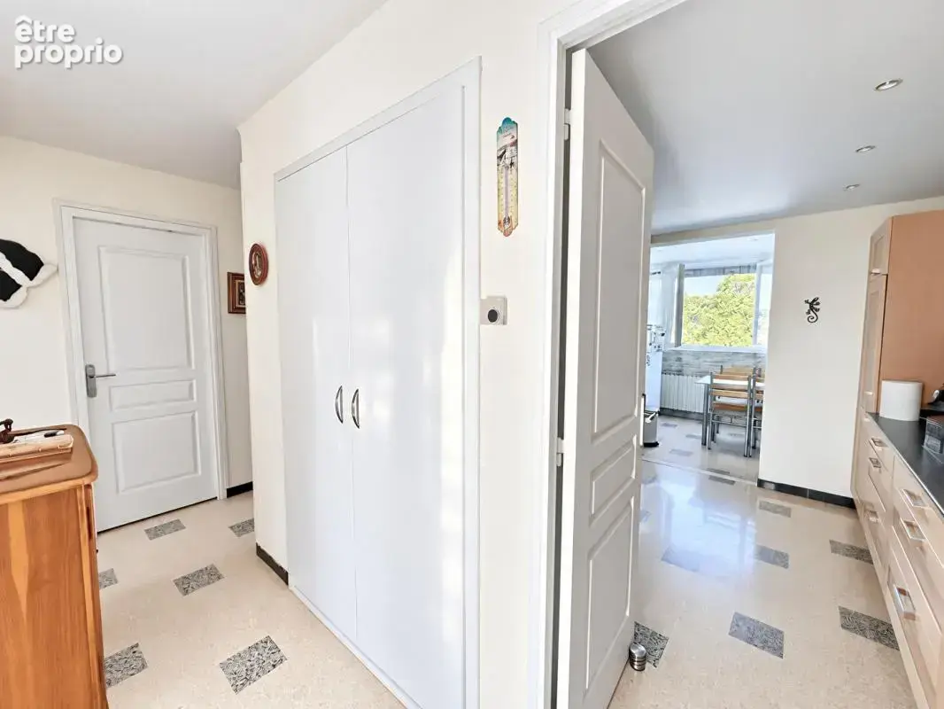 Toulon valbertand - appartement  4 pièces  - superficie  72m² - - photo 11