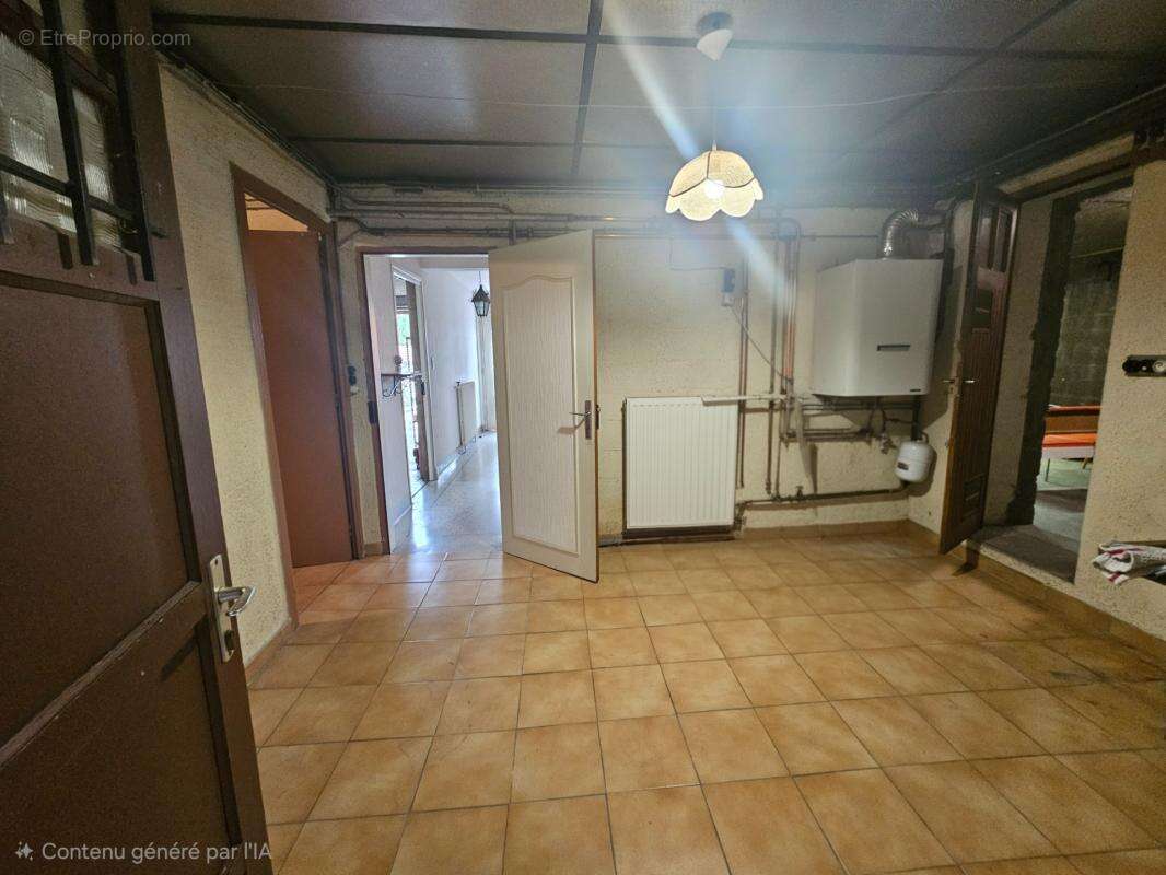 Maison à vendre 4 chambres- 2 garages- terrain 767 m2- LA ROCHE BLANCHE (63670) - photo 12