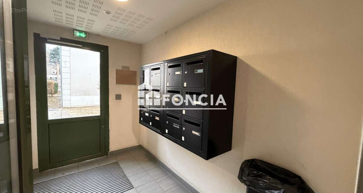 Appartement à MOISSY-CRAMAYEL