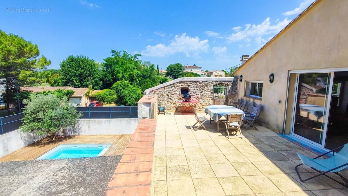 Maison à ALLEGRE-LES-FUMADES
