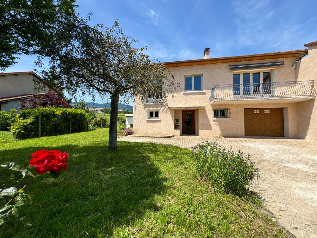 Maison à CHAVANAY