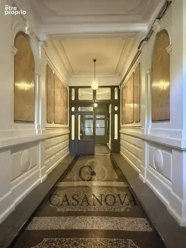 Appartement haussmannien 133 m² Montpellier Boulevard Sarrail  6 pièces, ascenseur, cave, prestations haut de gamme - photo 10