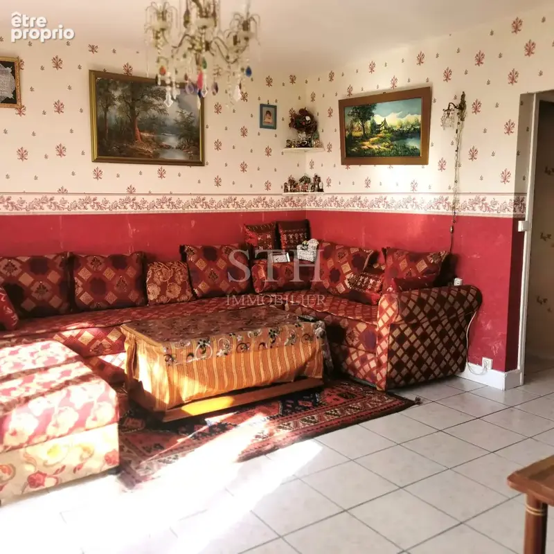 Appartement 4 pièces 70 m² à vendre à Epinay-Sur-Seine (93800) - photo 2