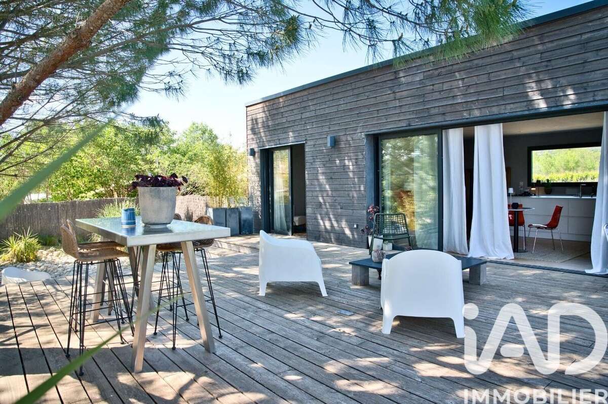 Photo 2 - Maison à GOUDARGUES