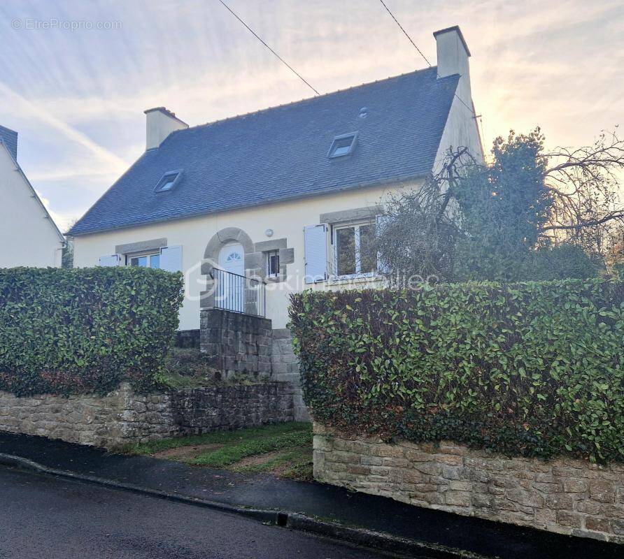 Maison à PLOURIN-LES-MORLAIX