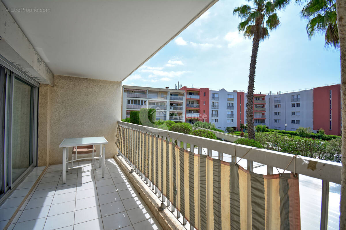 Appartement à MANDELIEU-LA-NAPOULE