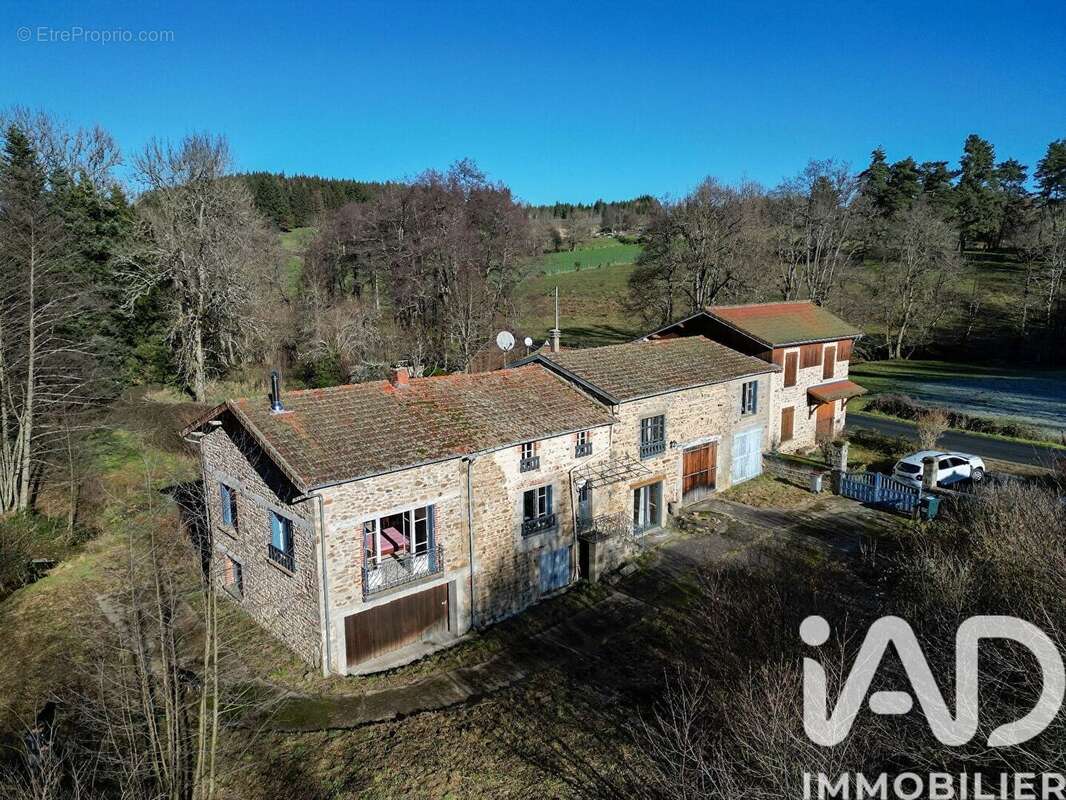 Photo 2 - Maison à VERNET-LA-VARENNE