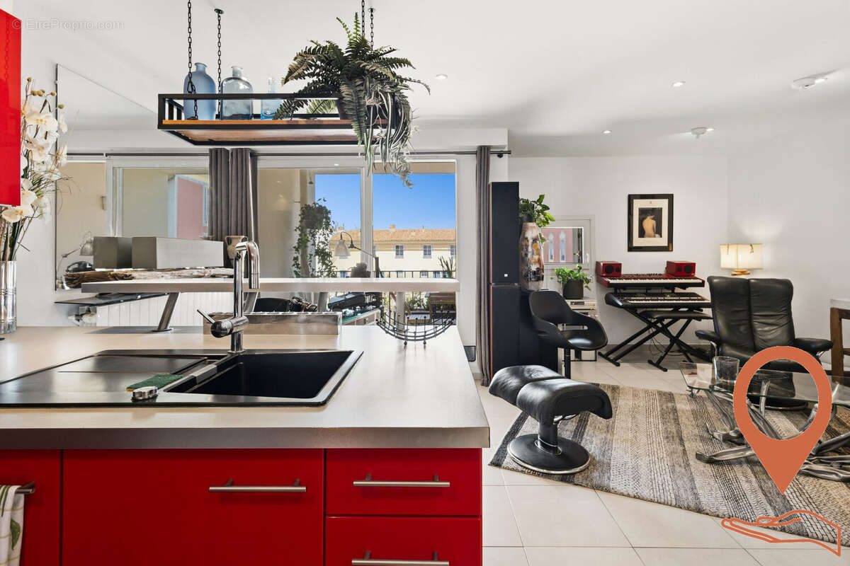 Appartement à GRIMAUD
