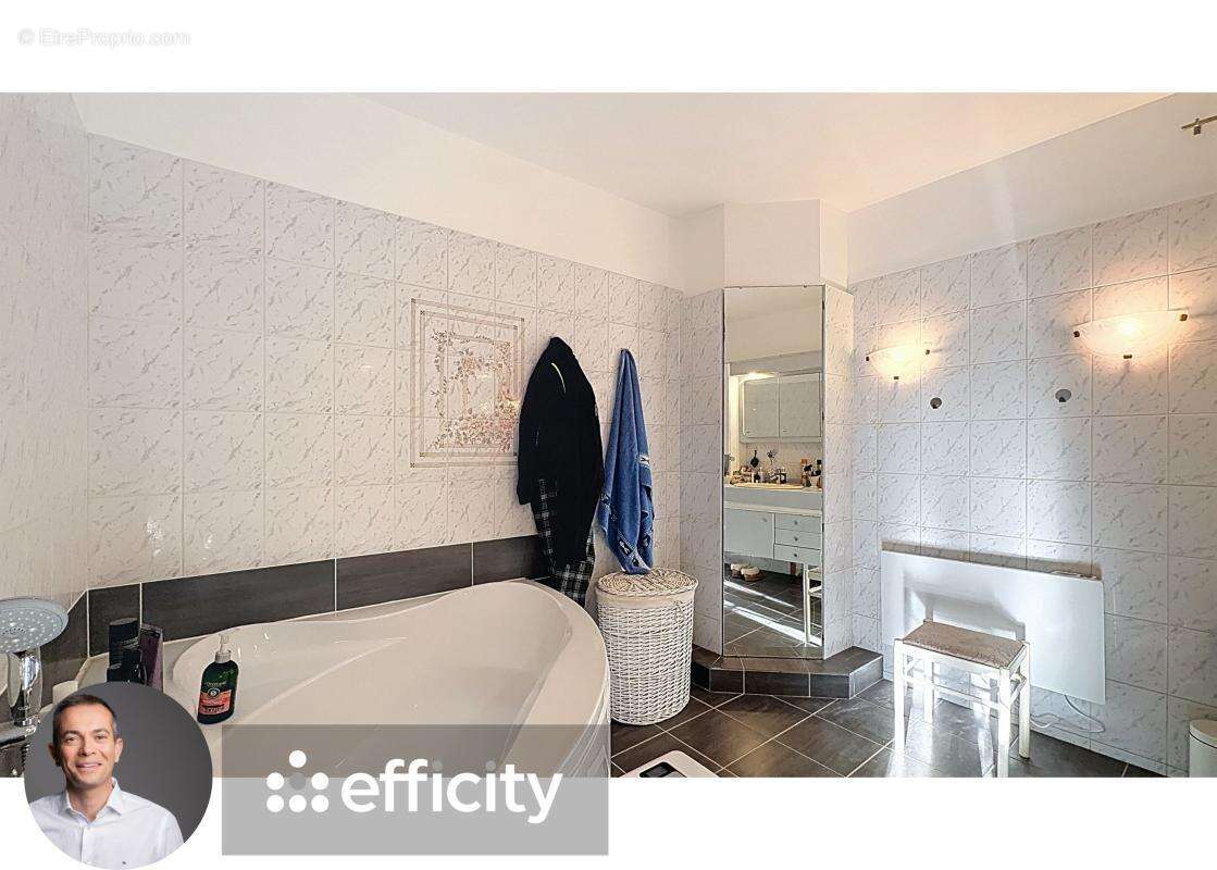 Maison à MONETAY-SUR-ALLIER