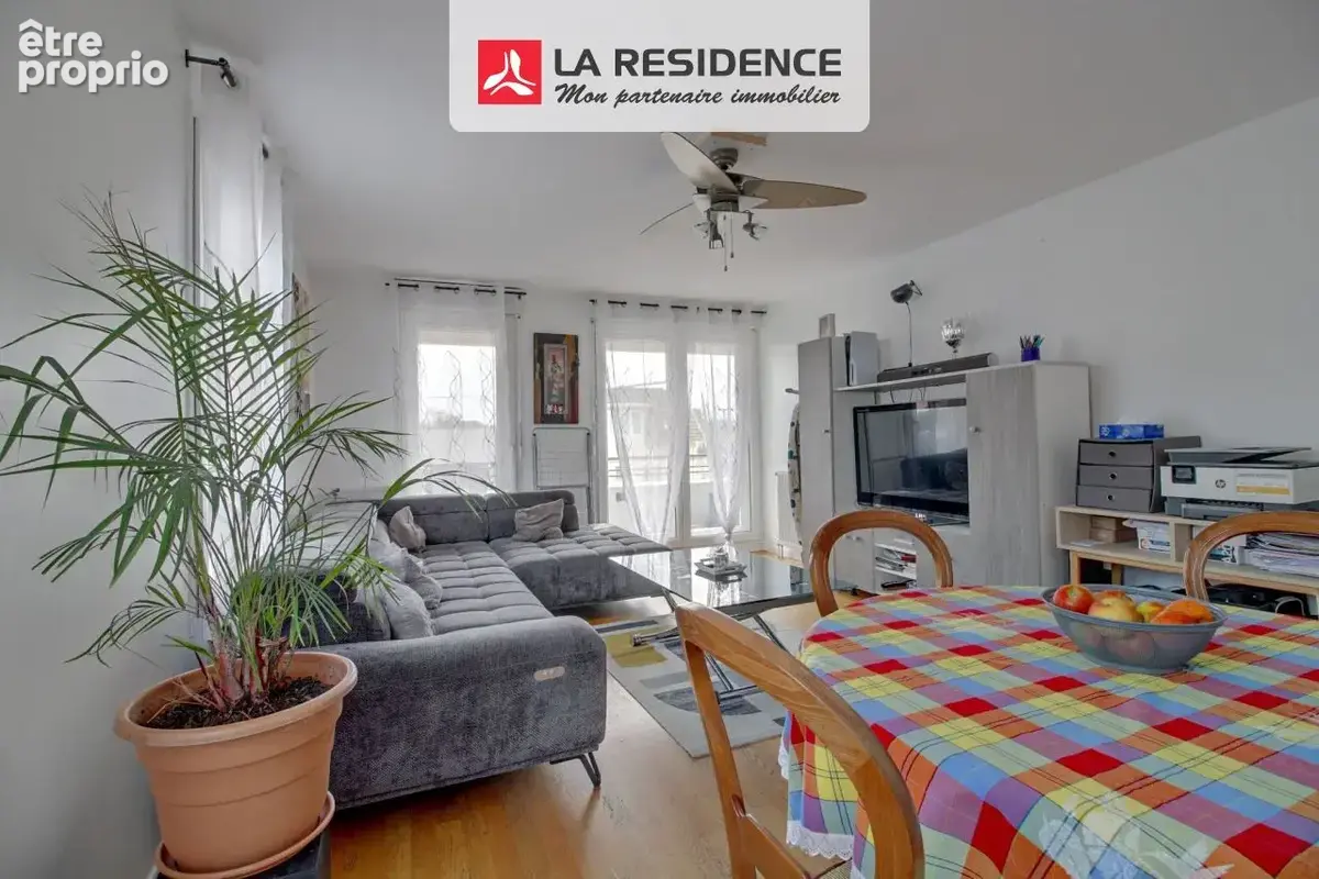 Appartement à LES MUREAUX