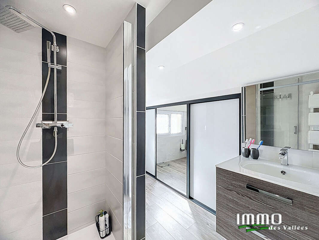 Appartement à LA BRESSE