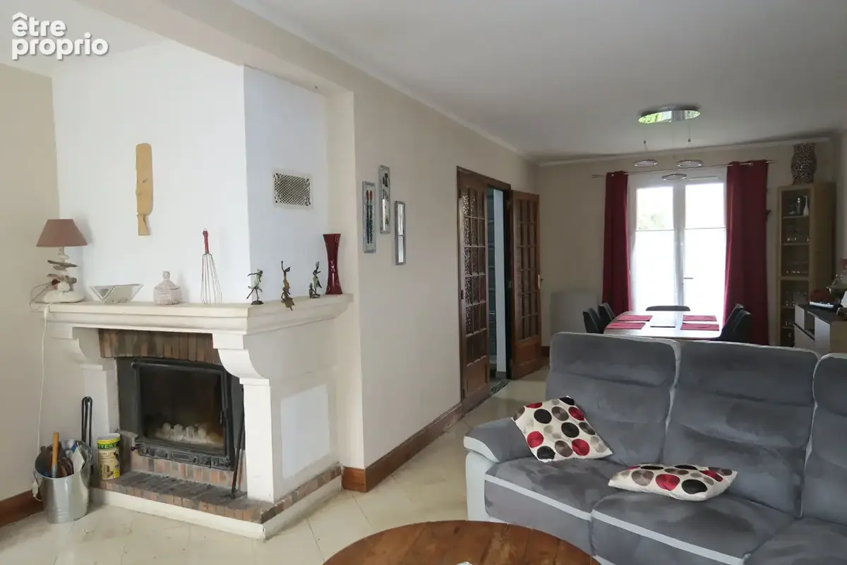 Maison SAINT-BENOIT 5 pièce(s) - photo 3