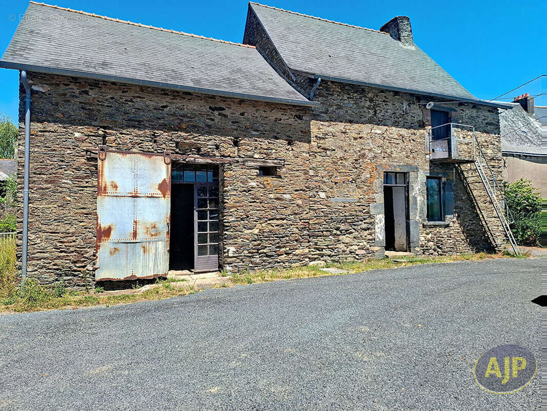 Maison à ISSE