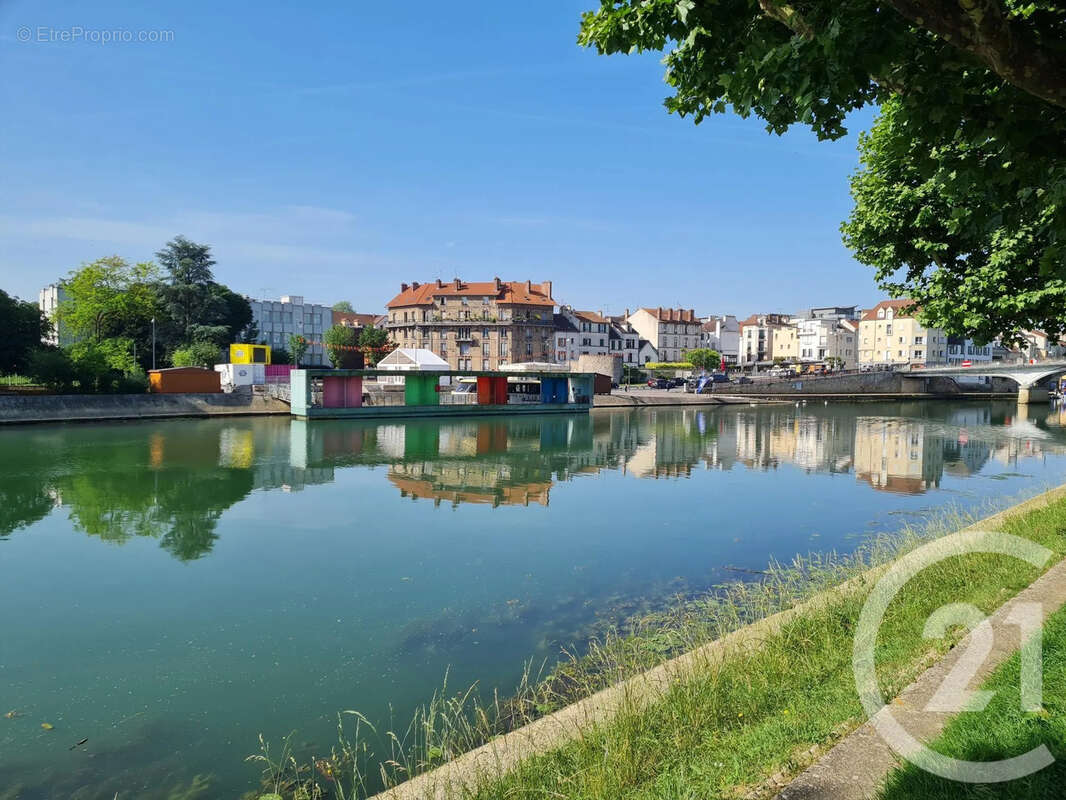 Autre à THORIGNY-SUR-MARNE