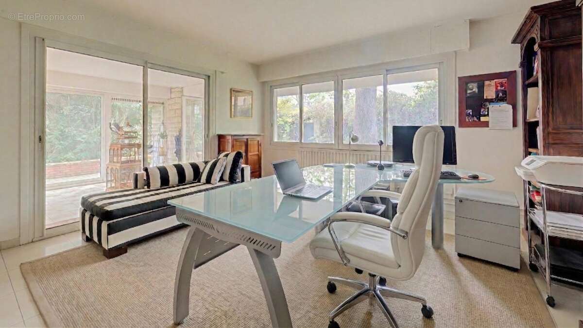 Maison à BOURG-LA-REINE