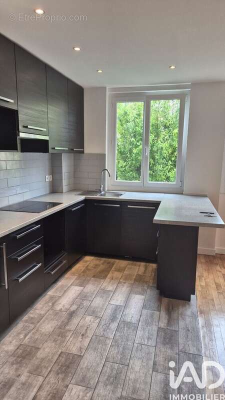 Photo 3 - Appartement à PUTEAUX