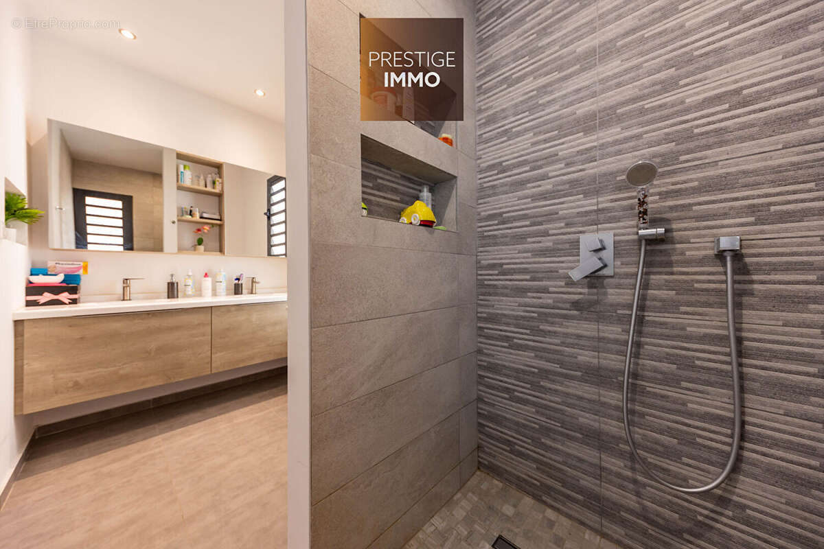 Maison à SAINT-LOUIS