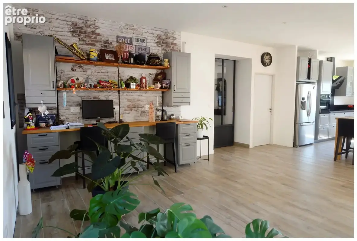 MONTBOUCHER SUR JABRON – 26740 (Drôme) France Villa T9 - 235 m² – 4 chambres - Terrain clos 800 m² -  Piscine - Garage - photo 9