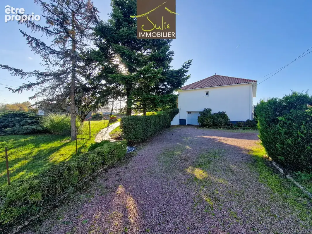 Aux portes de Bressuire MAISON A VENDRE de 138m2 avec GARAGE - photo 1