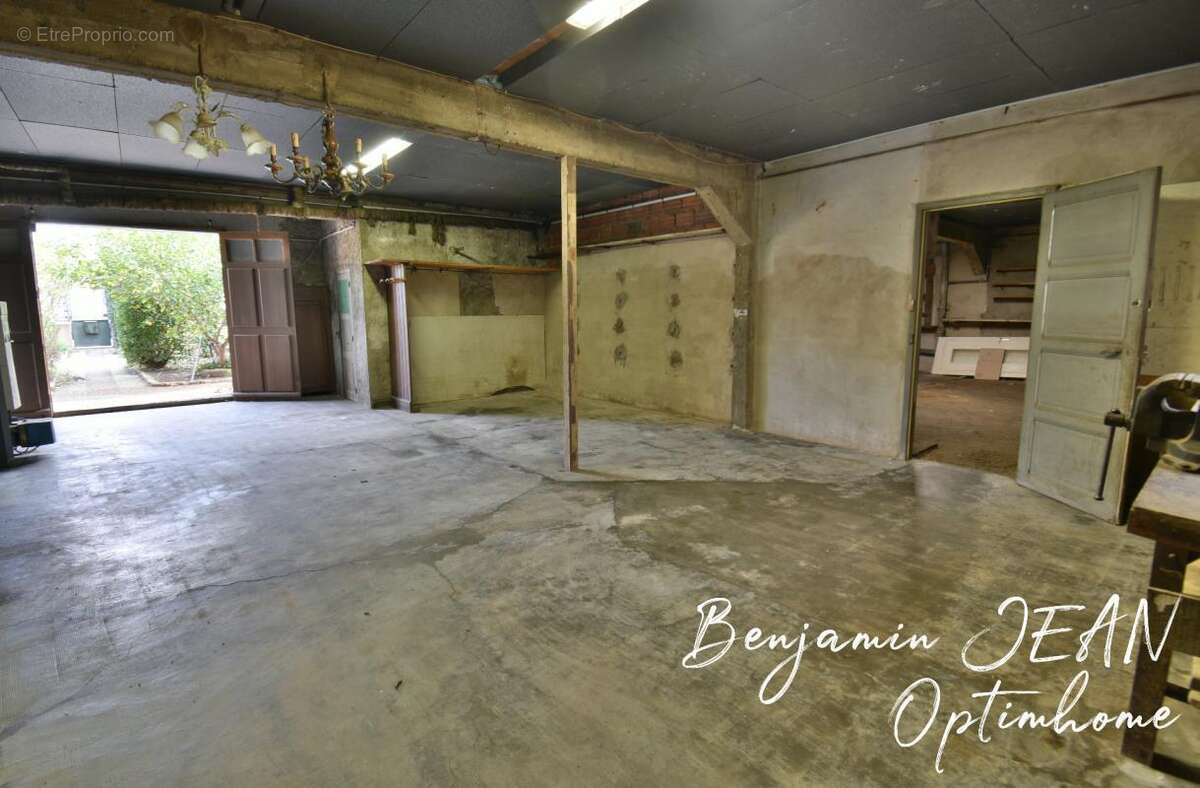 SÉRIGNAN – Ensemble immobilier rare en cœur de ville - photo 15