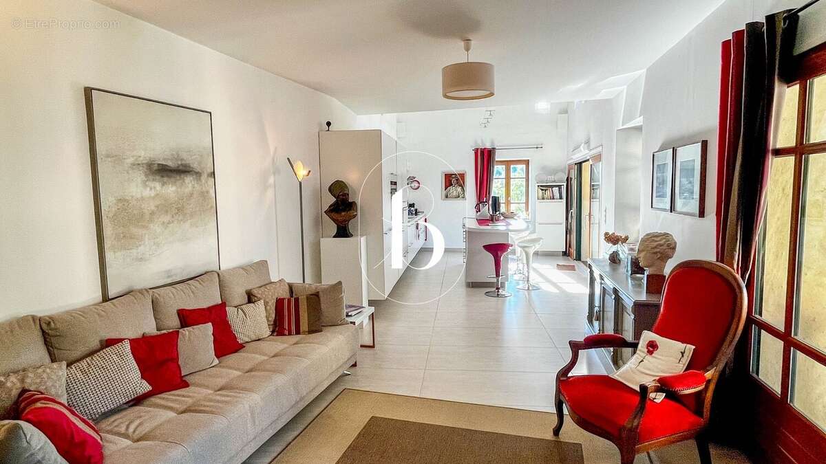 Maison à GOUDARGUES