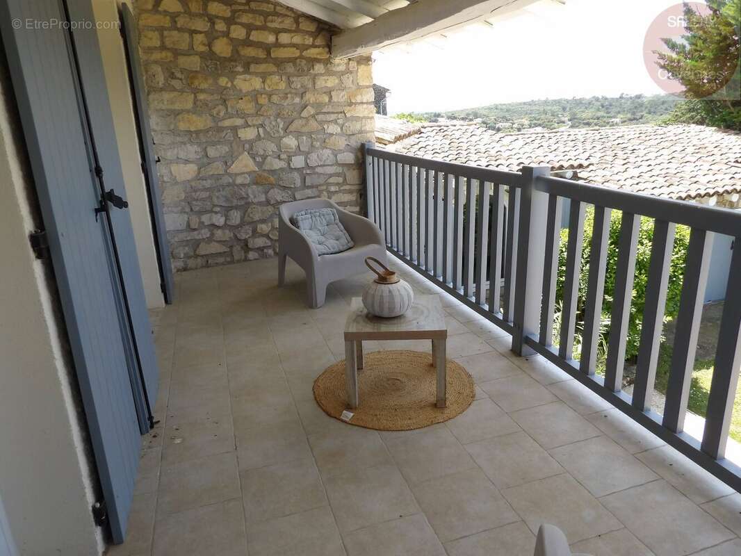 Maison à VEZENOBRES