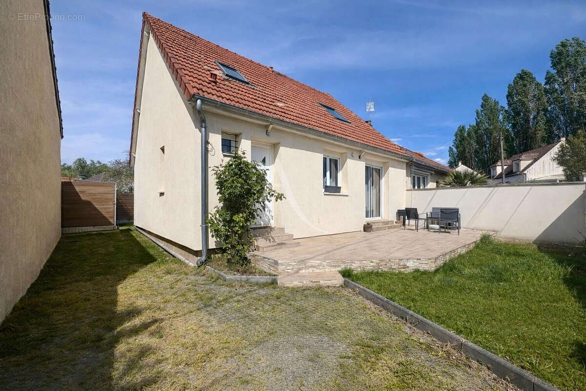 Maison à VILLEPARISIS