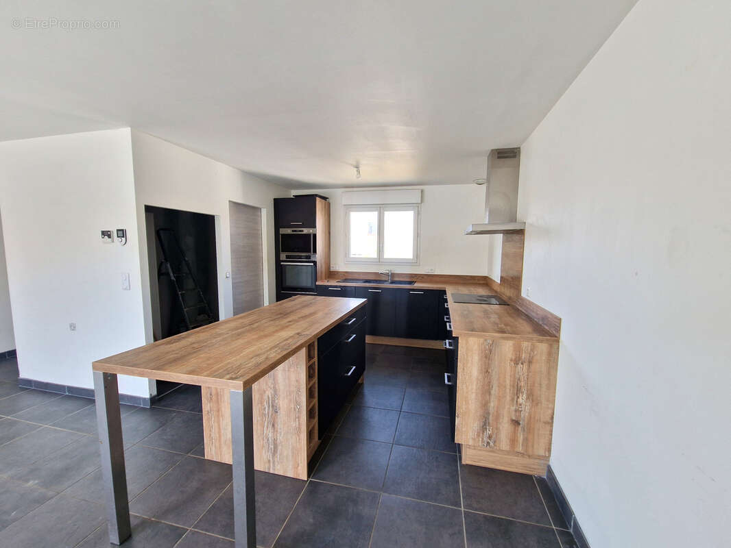 Maison à SAINT-HILAIRE