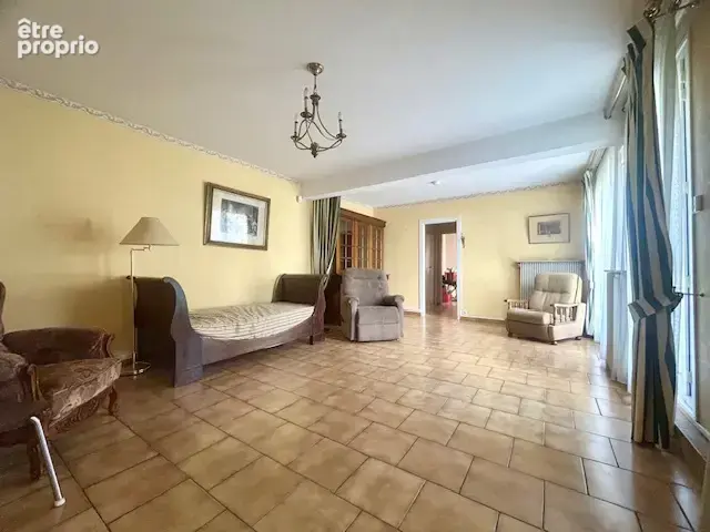 Saint-Michel-sur-Orge - REZ-DE-VILLA de type F6 - Résidence Villagexpo - 134 M2 HAB - 4 CHAMBRES - photo 4