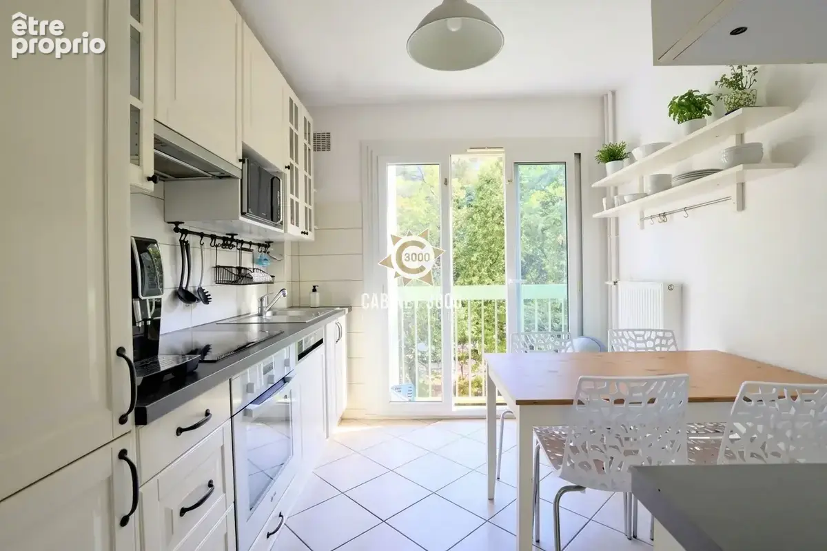 M2333 - LA VALETTE DU VAR - La Coupiane - Appartement T4 - Véranda - photo 7