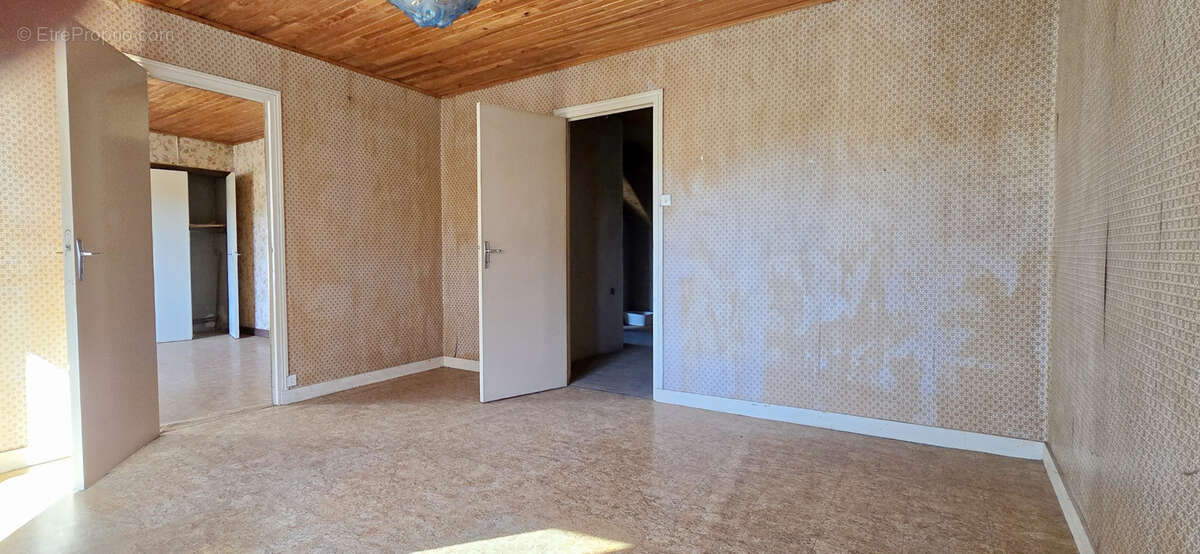 Maison à SAINT-MAURICE-DE-LIGNON