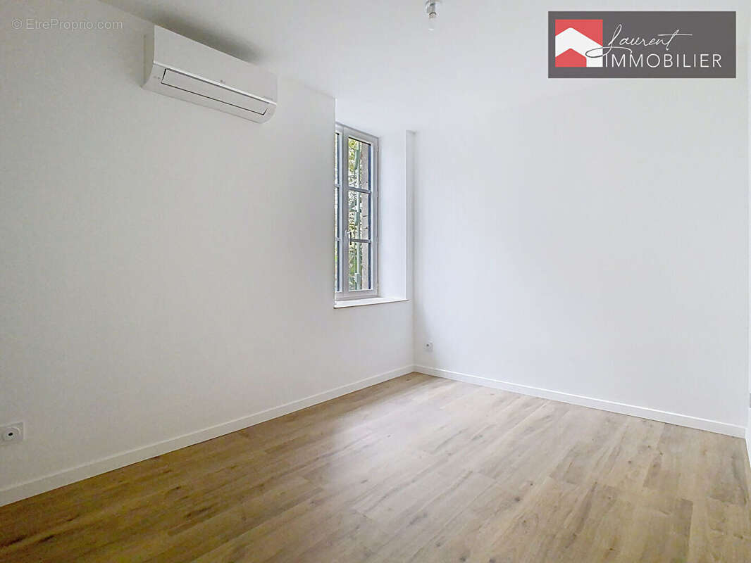 Maison à PONT-DE-VAUX