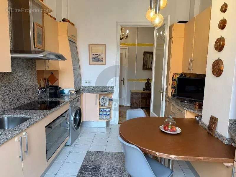 Appartement à MENTON