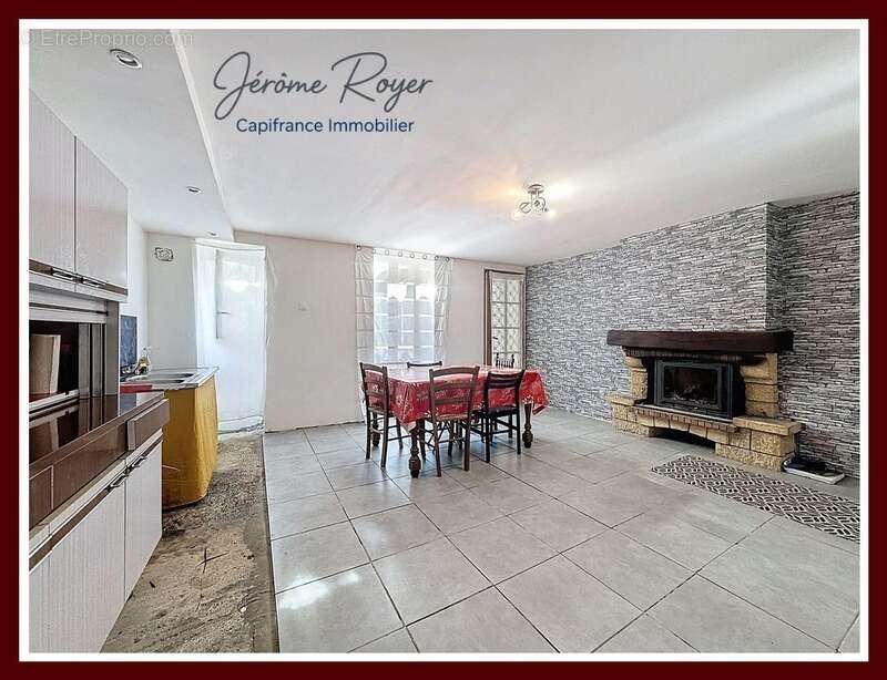 Maison à LA MOTHE-SAINT-HERAY