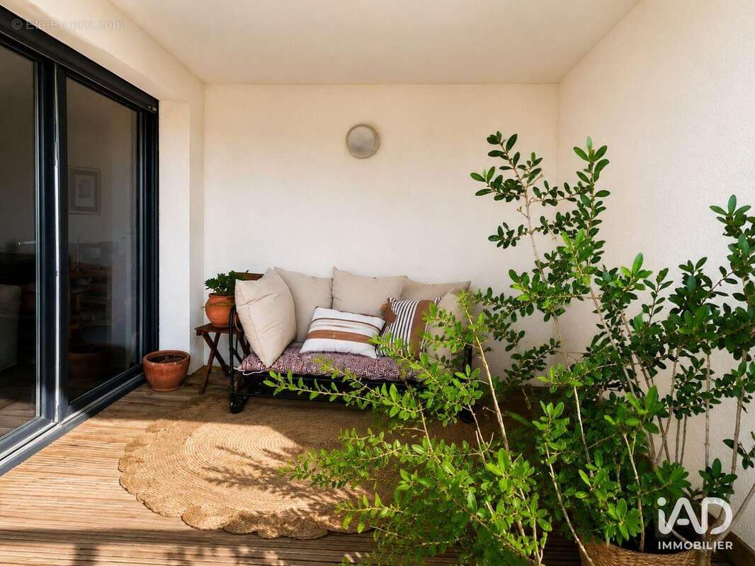 Appartement 45 m² à Villenave-D'ornon  - photo 8