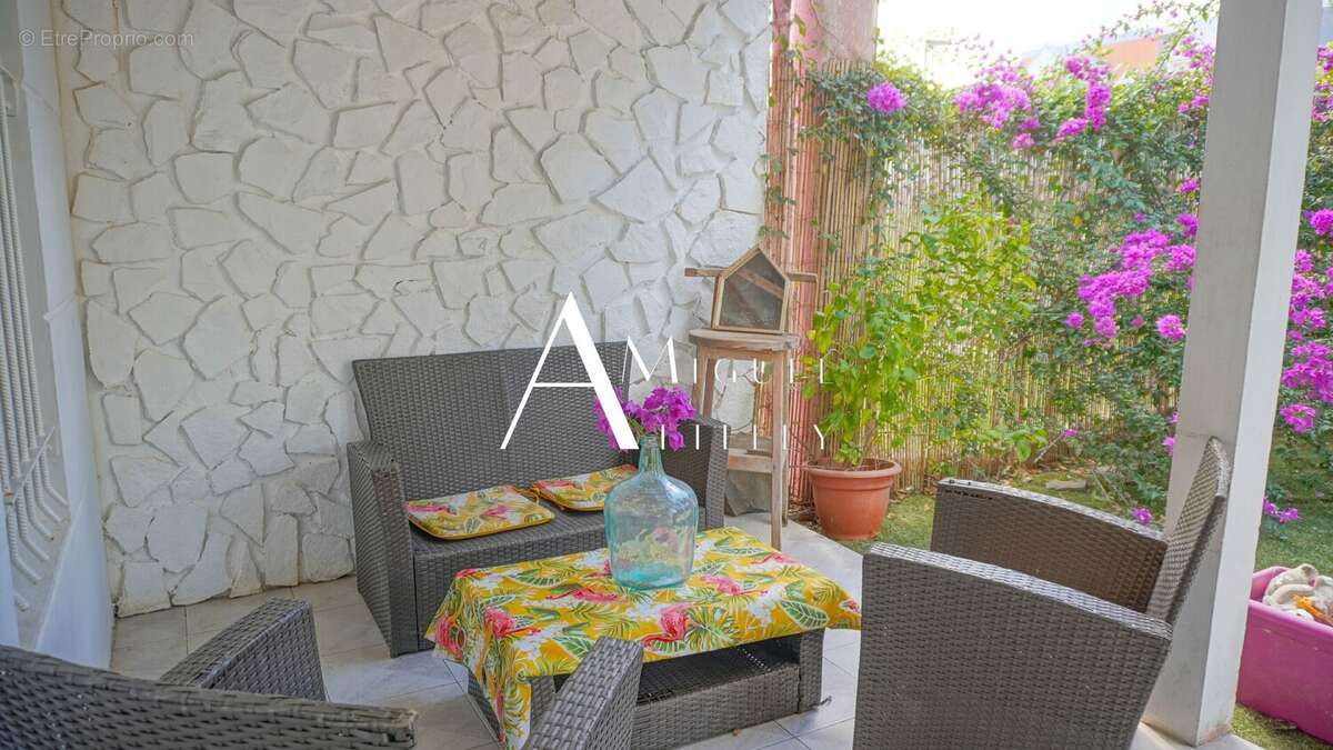 Maison à SCHOELCHER