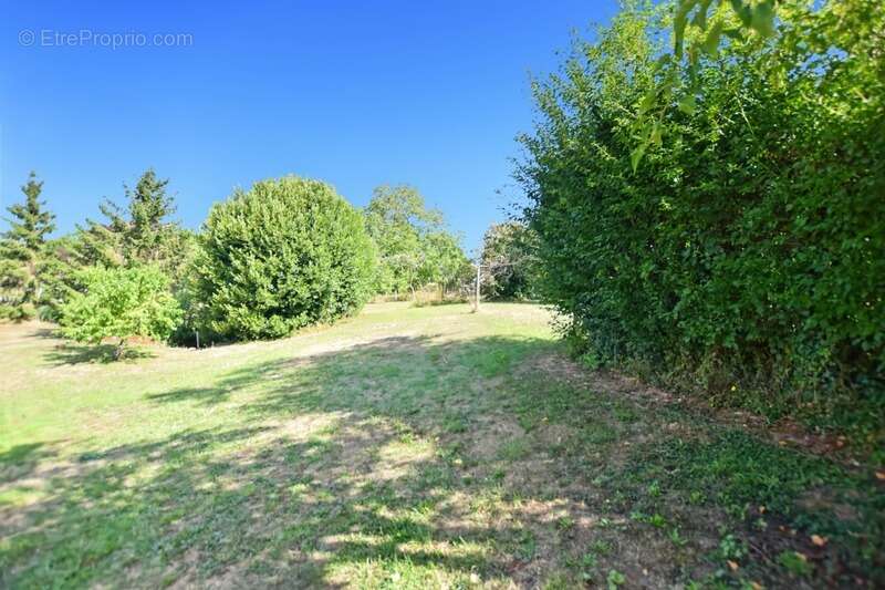 Maison à SAINT-MAURICE-LES-COUCHES