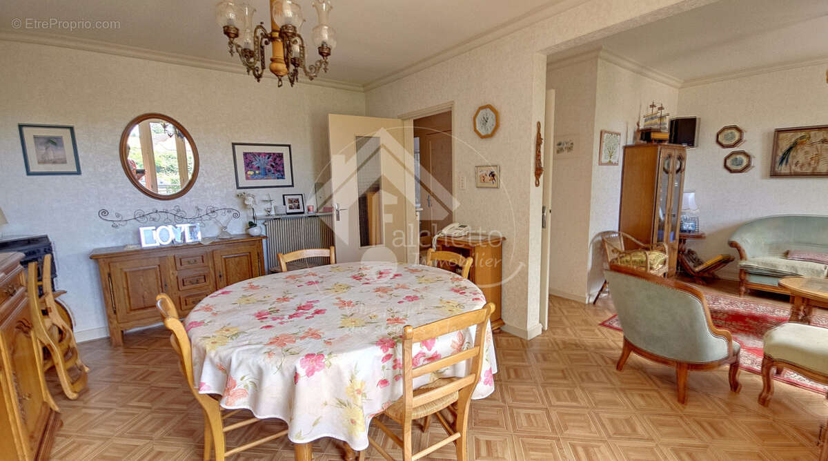 Maison à LAPALISSE