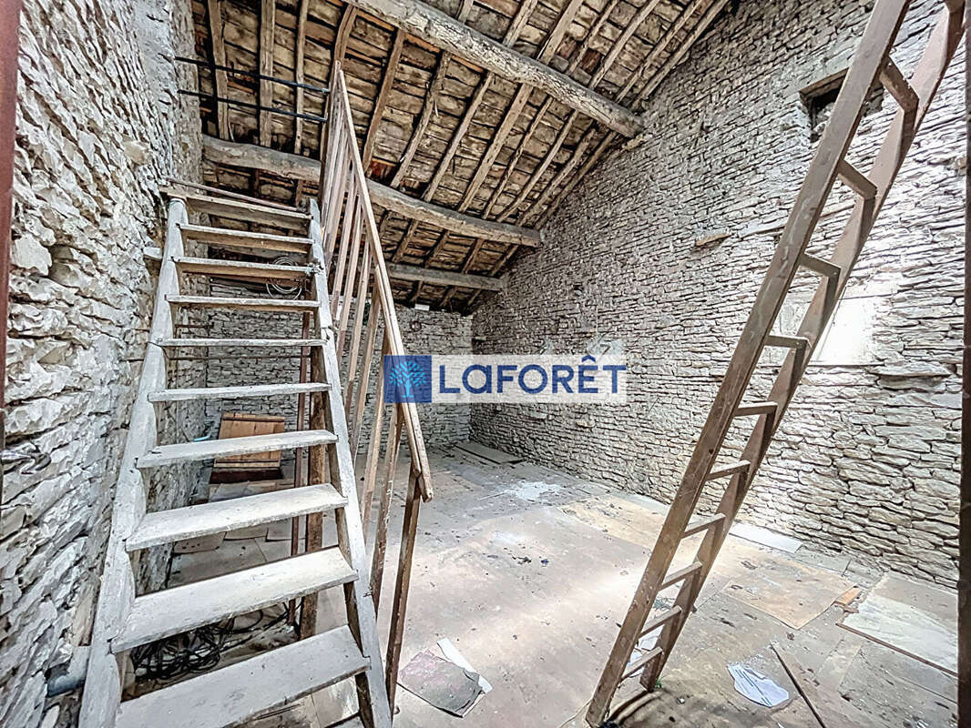 Maison de village à Donjeux (52300) - photo 11