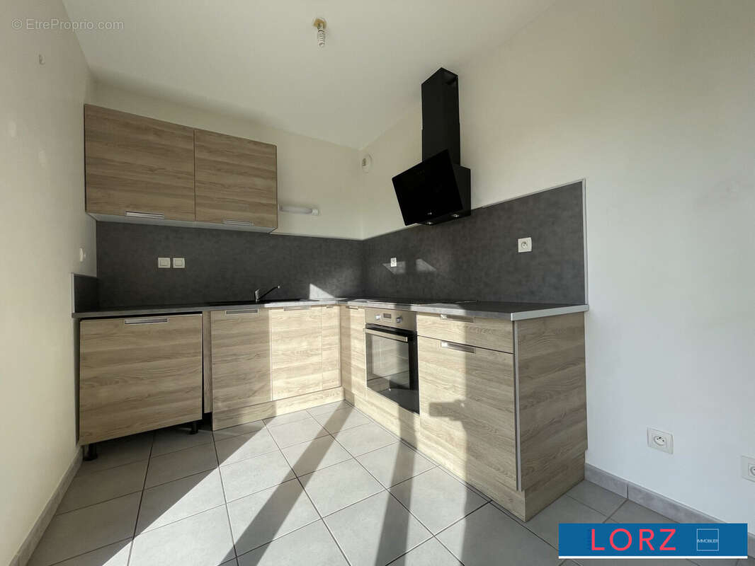 Maison à LA CHAPELLE-SAINT-URSIN