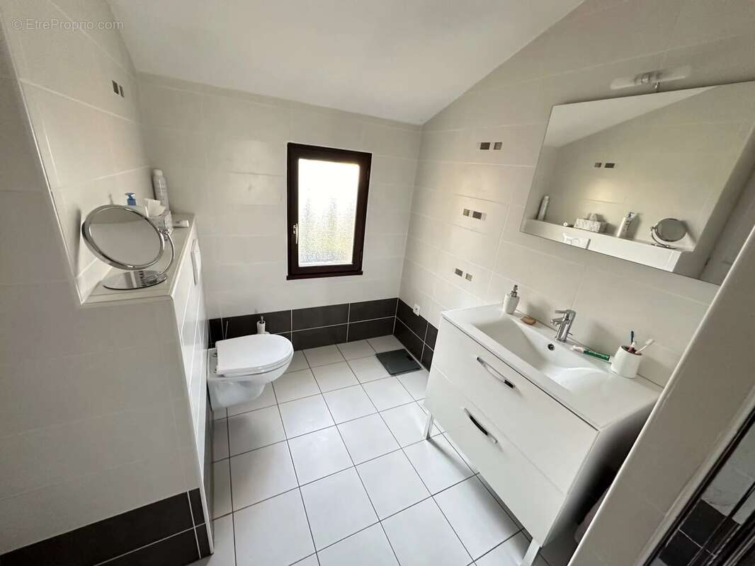 Maison à SAINTE-VERGE