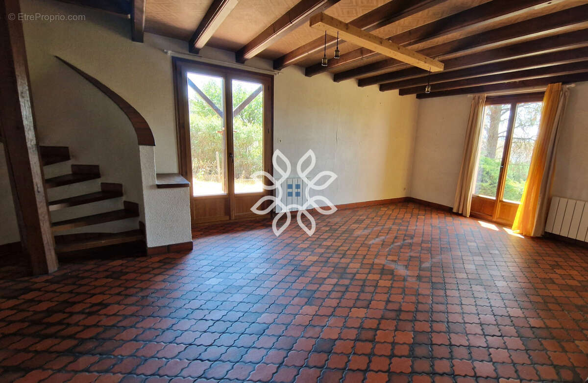 À découvrir sans tarder ! Maison avec grand terrain clos à Vergongheon - photo 5