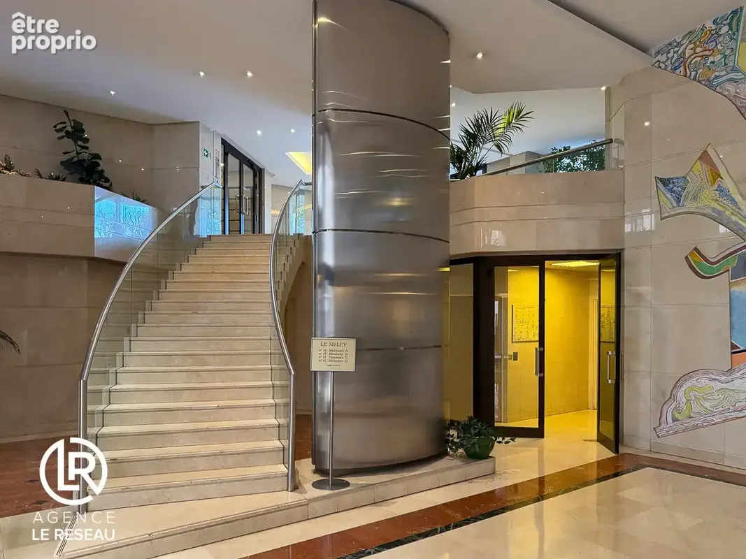 Appartement à LEVALLOIS-PERRET