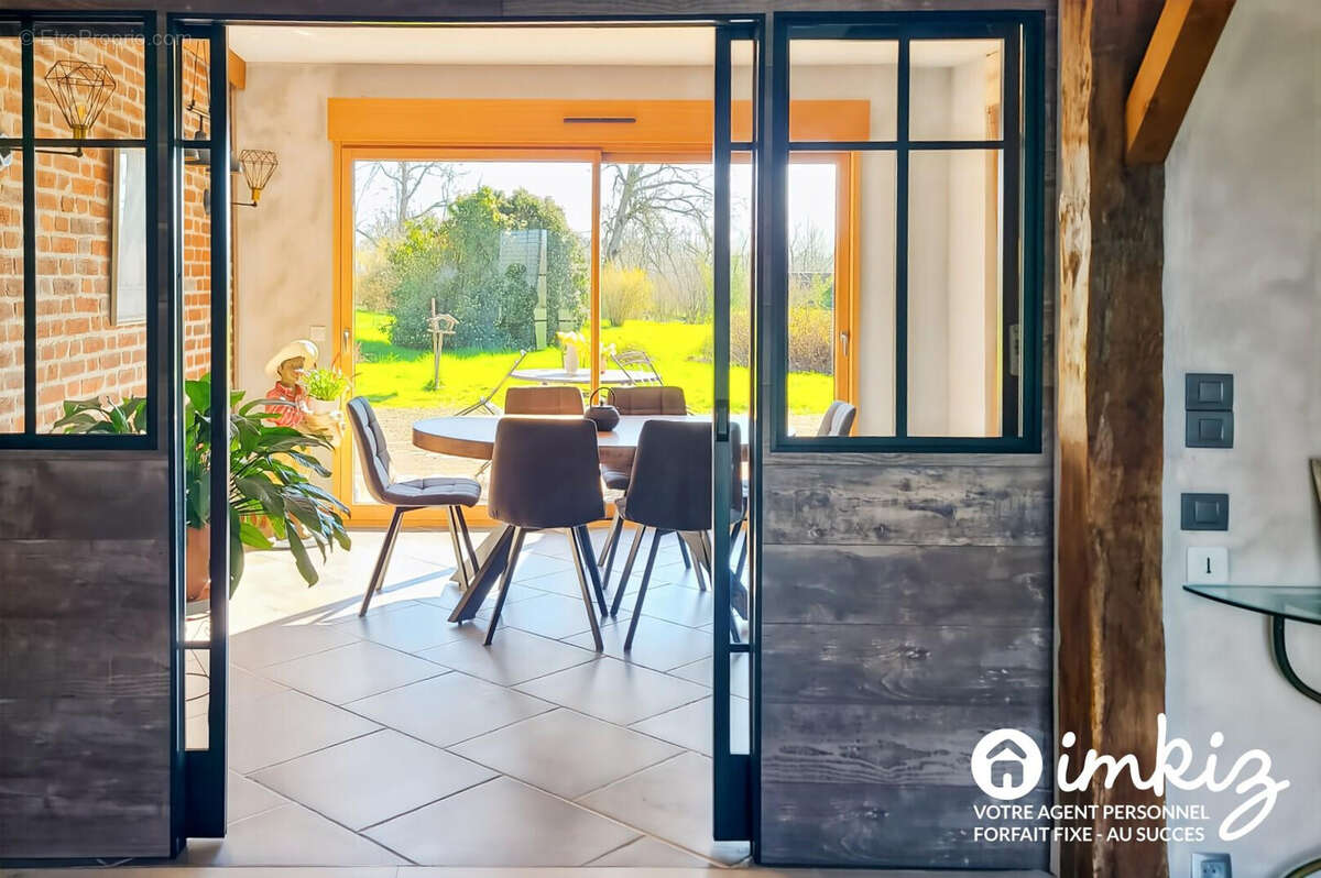 Propriété de charme avec piscine et dépendance - photo 11