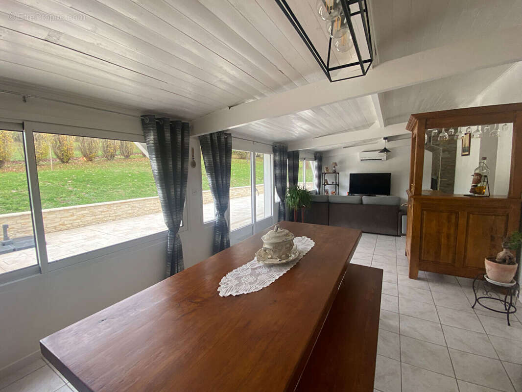 Maison à LA SAUVETAT-DE-SAVERES